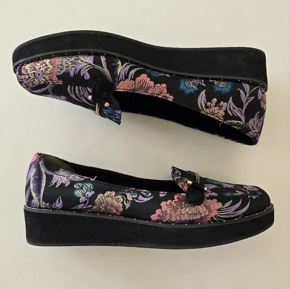 🥿 Call it Spring Floral Platform Loafers